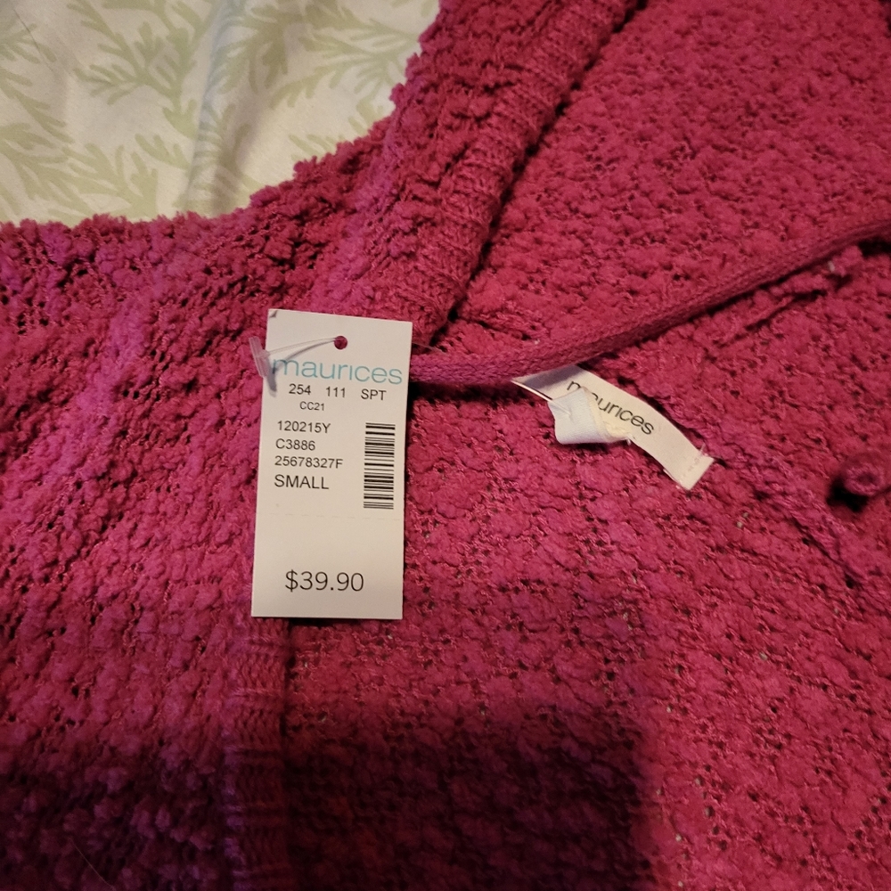 Maurices sweater